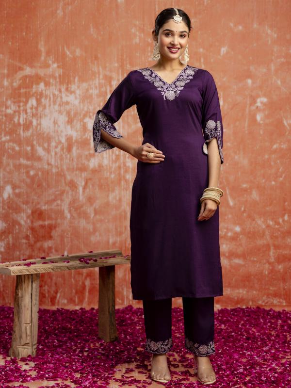 VP 9696 Women Kurta and Pant Sets Chanderi Silk Blend